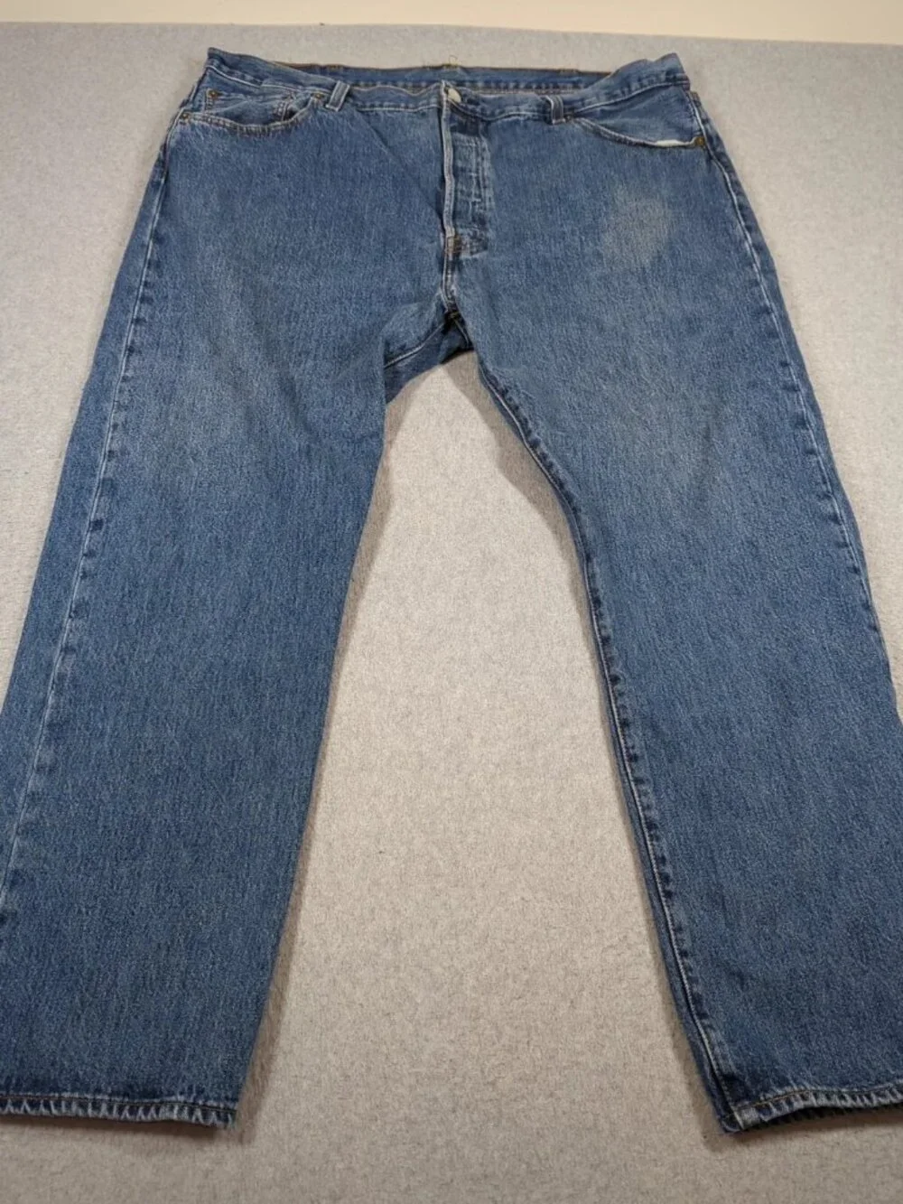 Levi's 501 Jeans Men's 42x30 (Actual 41x29) Original Fit Straight Leg Button Fly